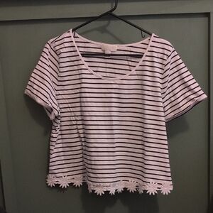 Forever 21 Black and White Boxy Crop T-Shirt